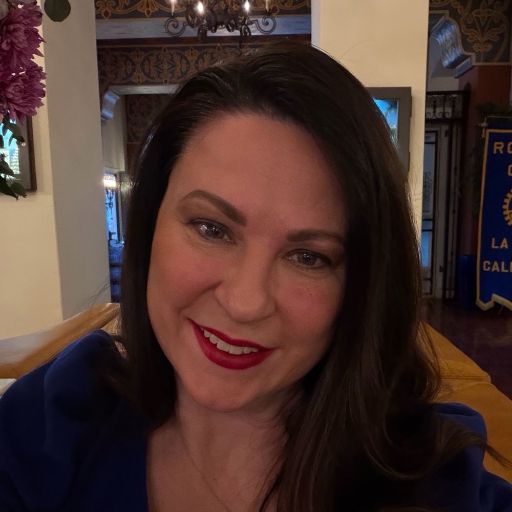 Meet your Posher, Angela